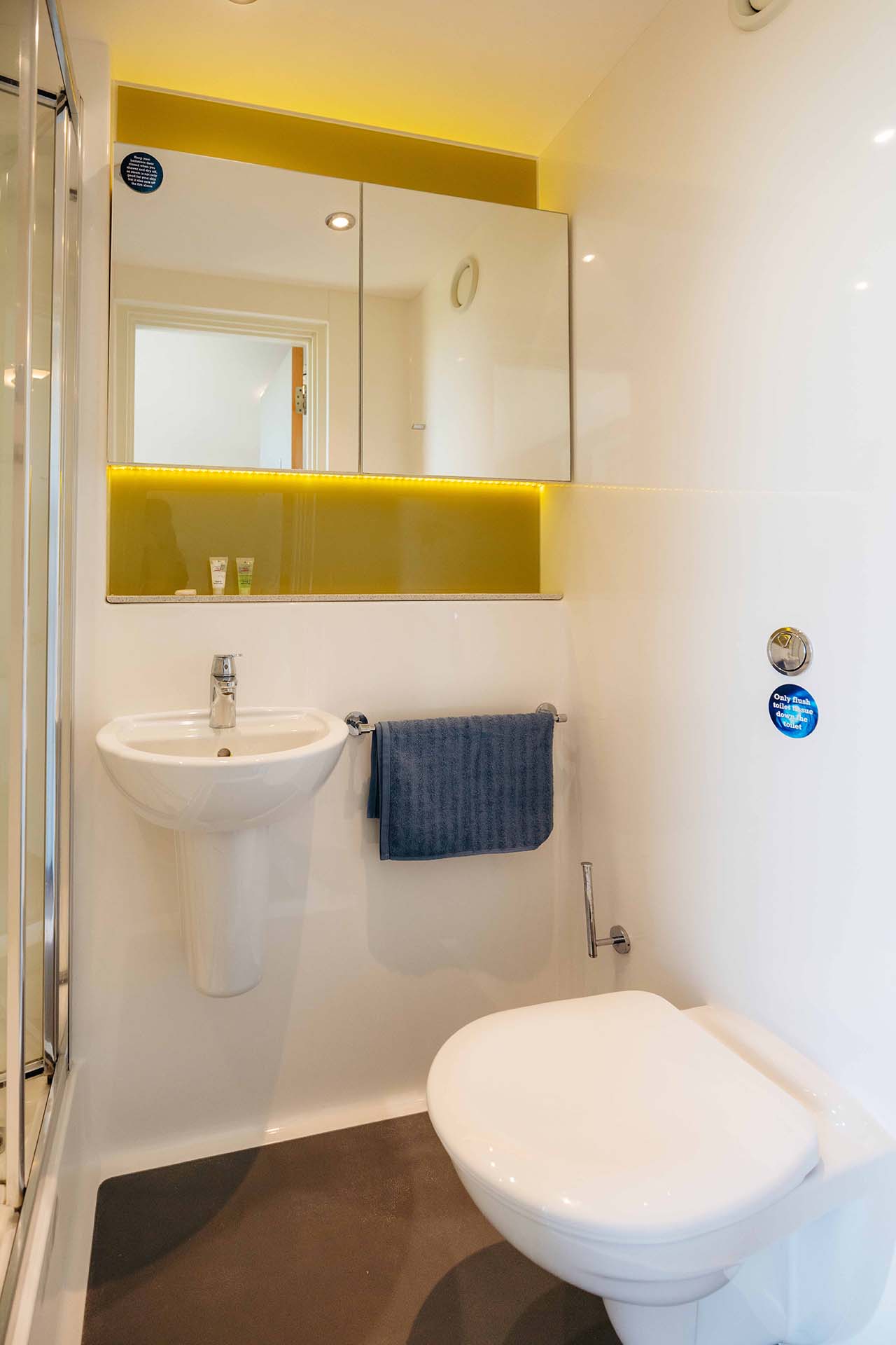 Modern bathroom in Westfield Court